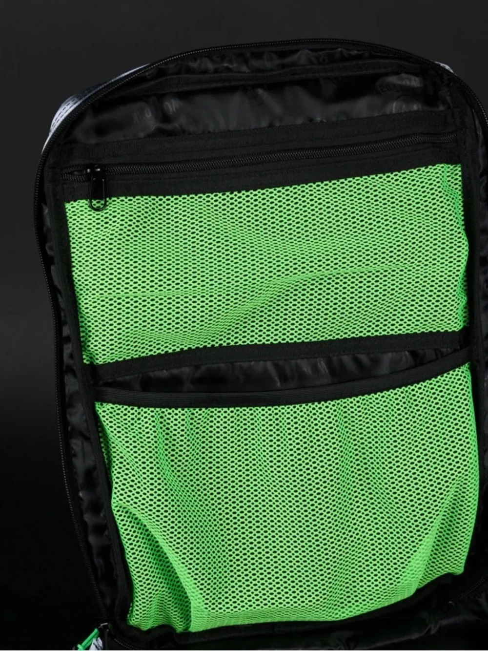15L Wolfpak Tactical Backpack - Graffiti Green - Picture 8 of 8